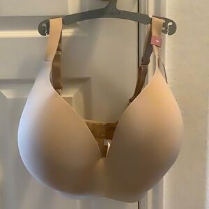 Cacique Simply Wire-Free Uplift Plunge Bra Size 38K Beige NWT